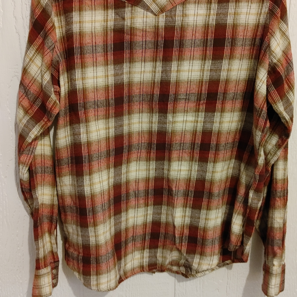Ladies button up - Picture 4 of 4